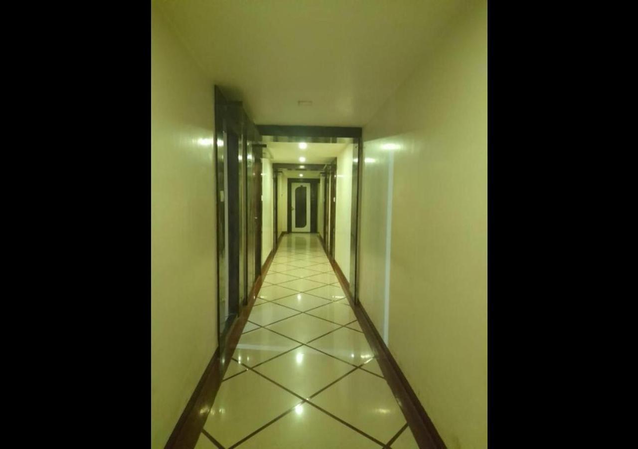 Hotel Sai Ganesh Lodging & Boarding By Wb Inn Titwala Kültér fotó