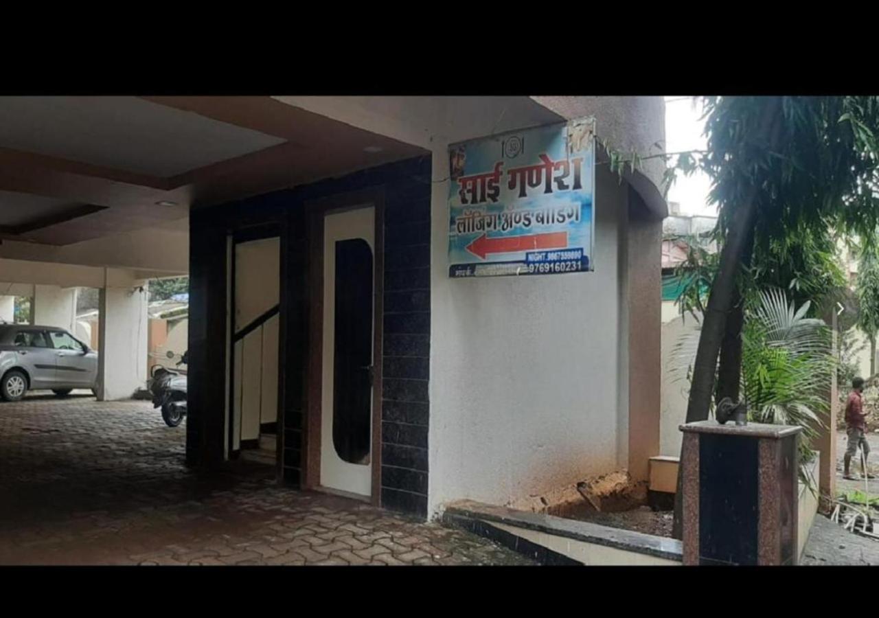 Hotel Sai Ganesh Lodging & Boarding By Wb Inn Titwala Kültér fotó