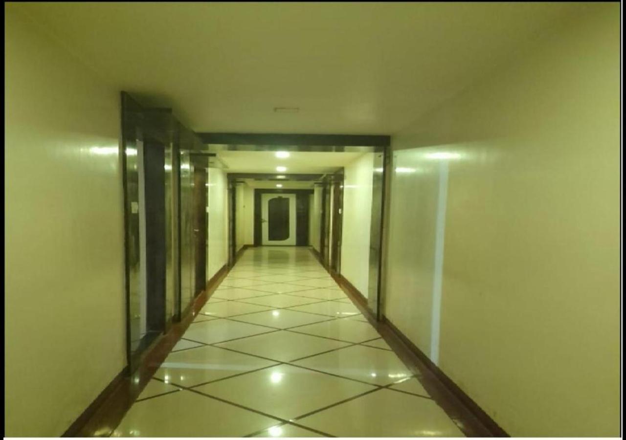Hotel Sai Ganesh Lodging & Boarding By Wb Inn Titwala Kültér fotó