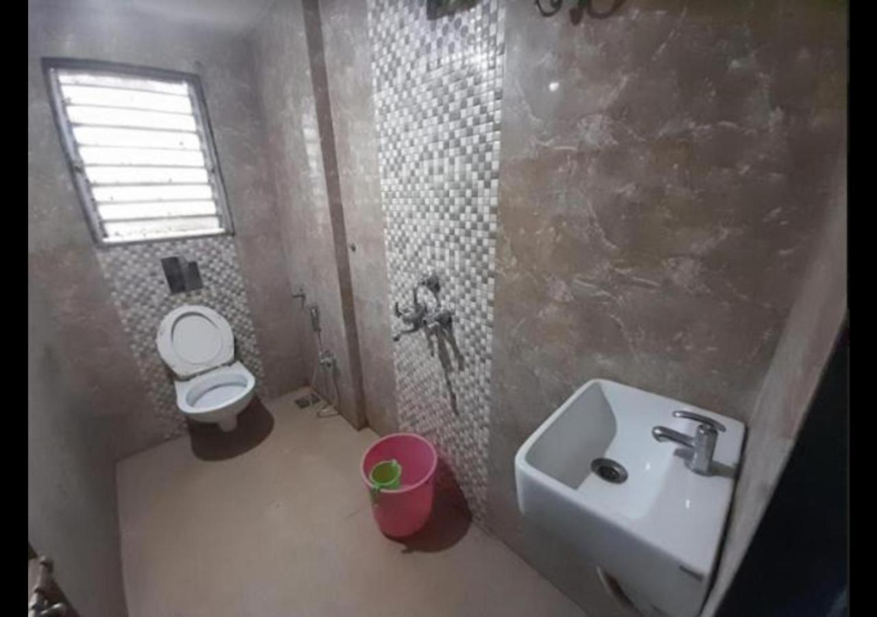 Hotel Sai Ganesh Lodging & Boarding By Wb Inn Titwala Kültér fotó